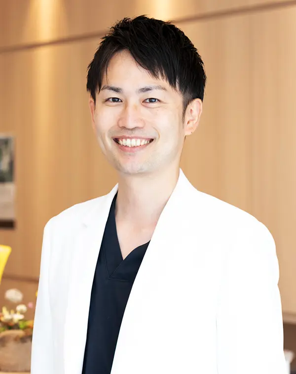 おおわだエキ総合歯科 院長　和賀井 翔