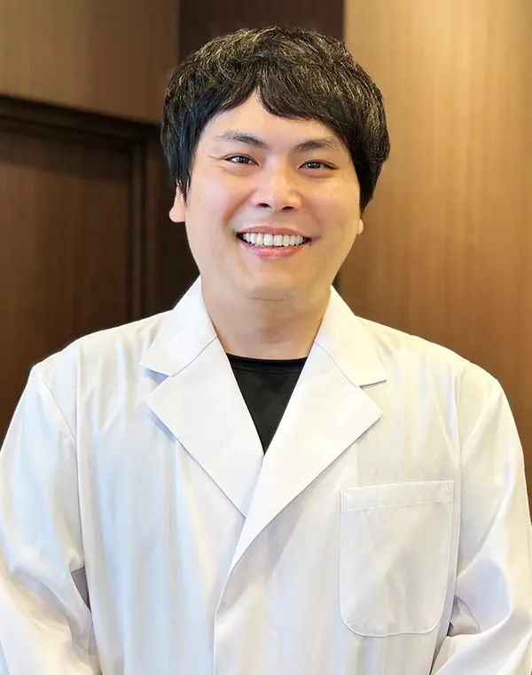かさいエキ総合歯科 院長　榎本 庸佑